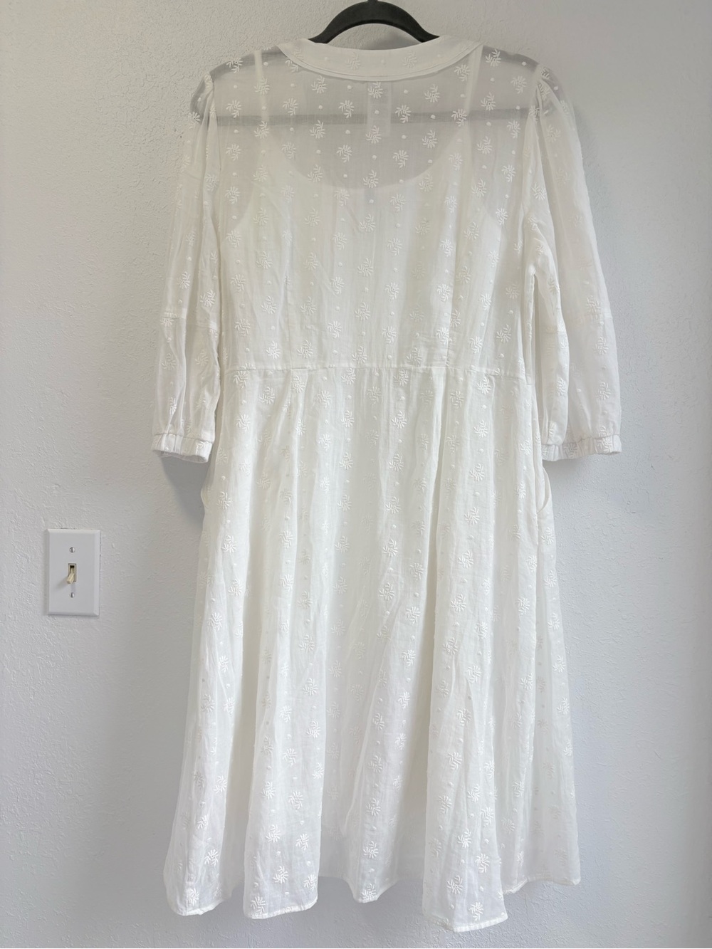Cabi Midsummer White Dress #5943 Cotton Embroidered Size 8 - Picture 7 of 12